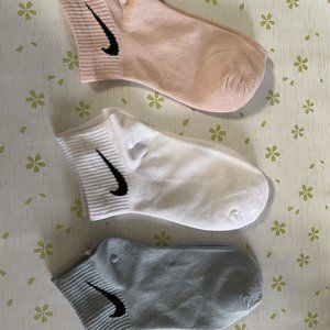 Nike Pink white gray socks